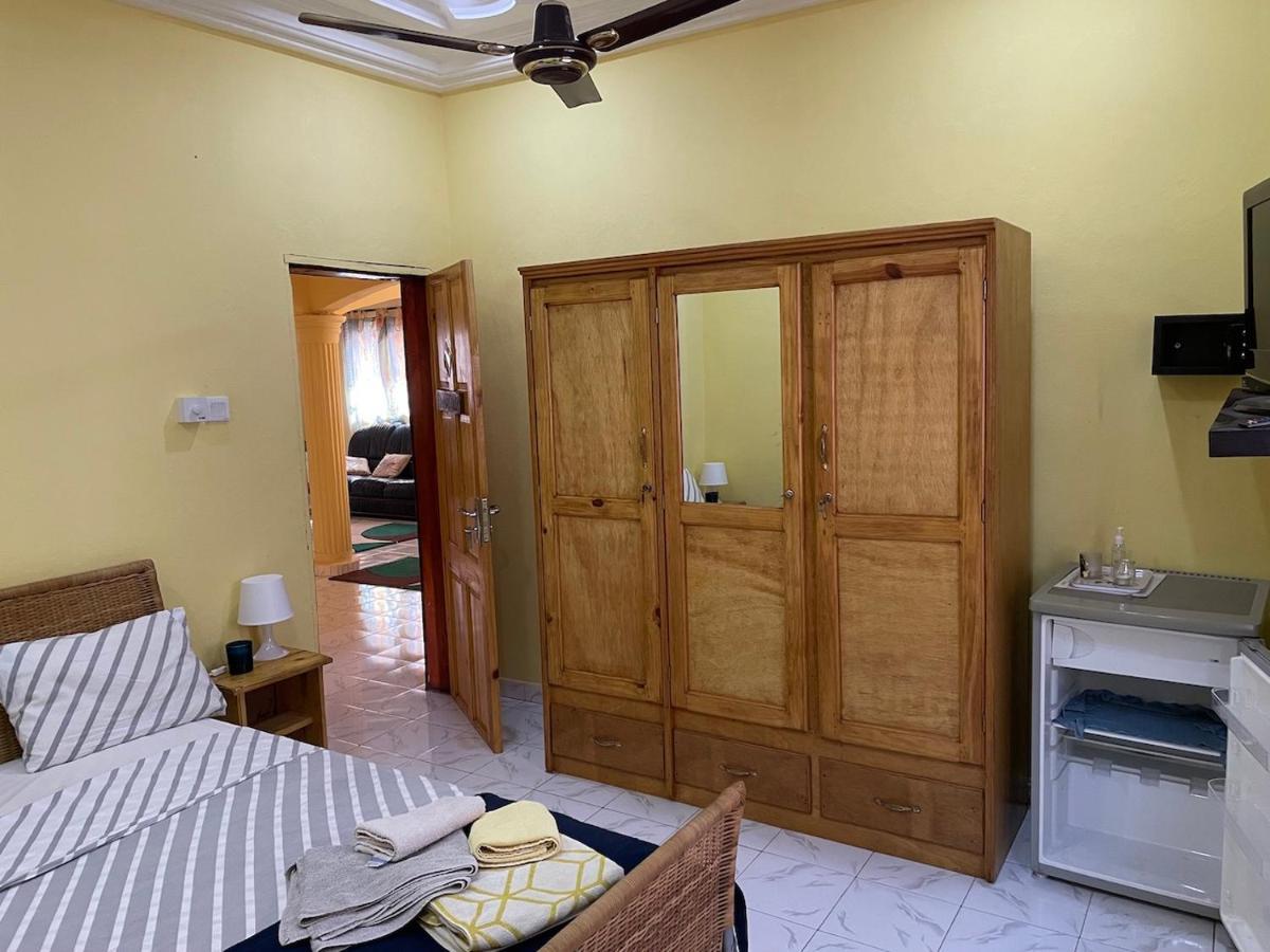 Bijilo The Compound B&B 외부 사진